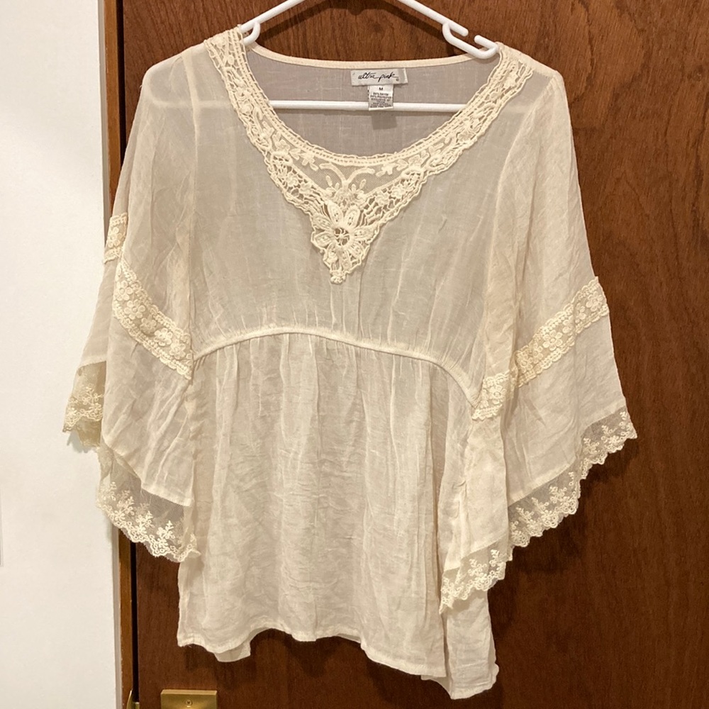 Ultra Pink Women’s Medium Boho Gauzy Top with Lace and Crocheted Details Dolman